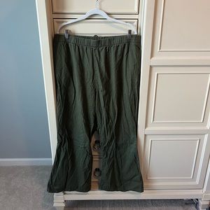 American Eagle olive green flare leg pants, size XXL